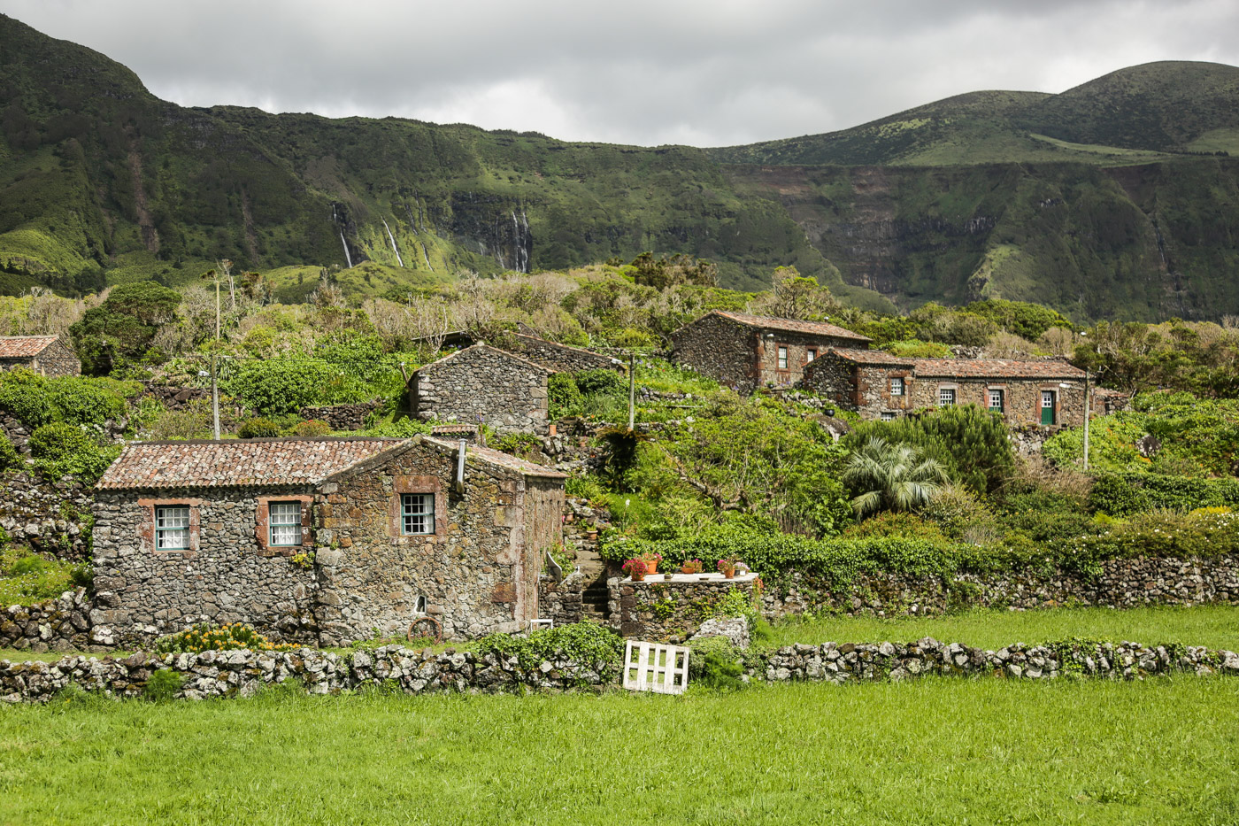 1 week in Flores & Corvo